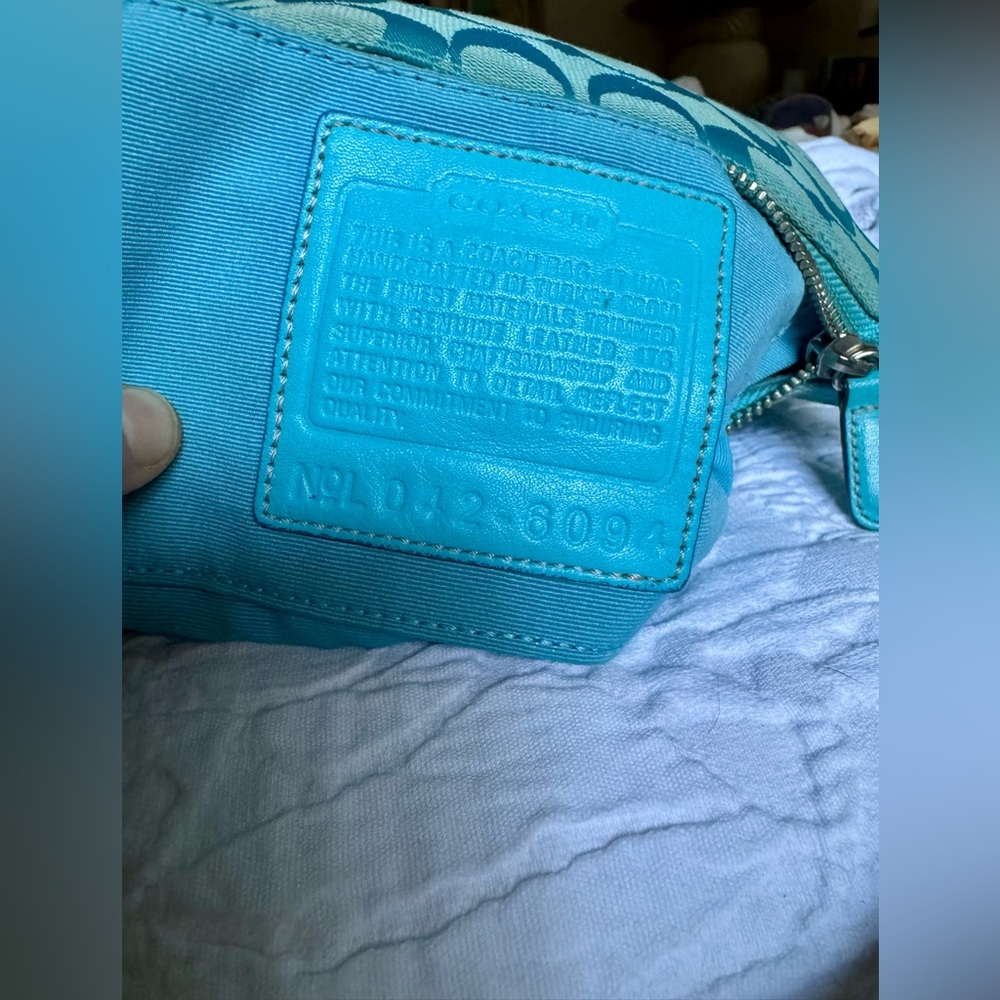 Vintage Coach Turquoise Demi Signature Jacquard Aquamarine Blue Bag + hangtag! - Picture 11 of 12